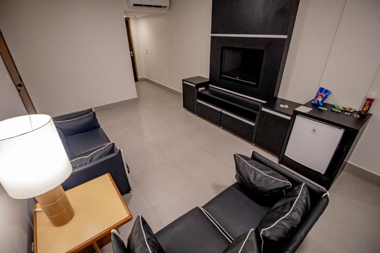 Like Ue Hotel Goiânia Exterior foto